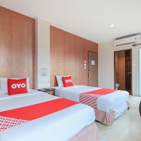 OYO 75321 Gemma Patong Phuket Exterior foto
